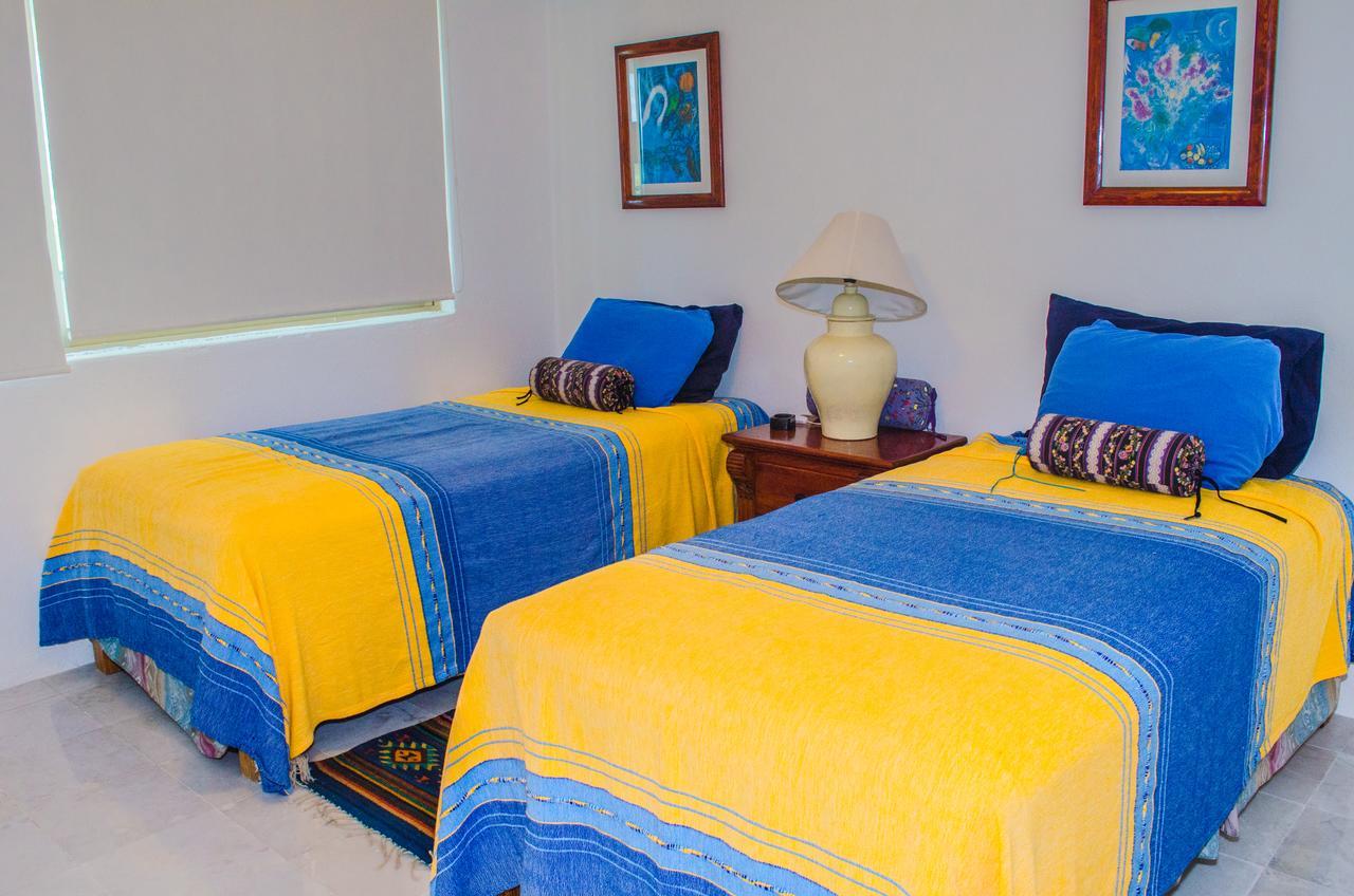 Enna Inn Ixtapa Departamentos Vista Al Mar Esterno foto